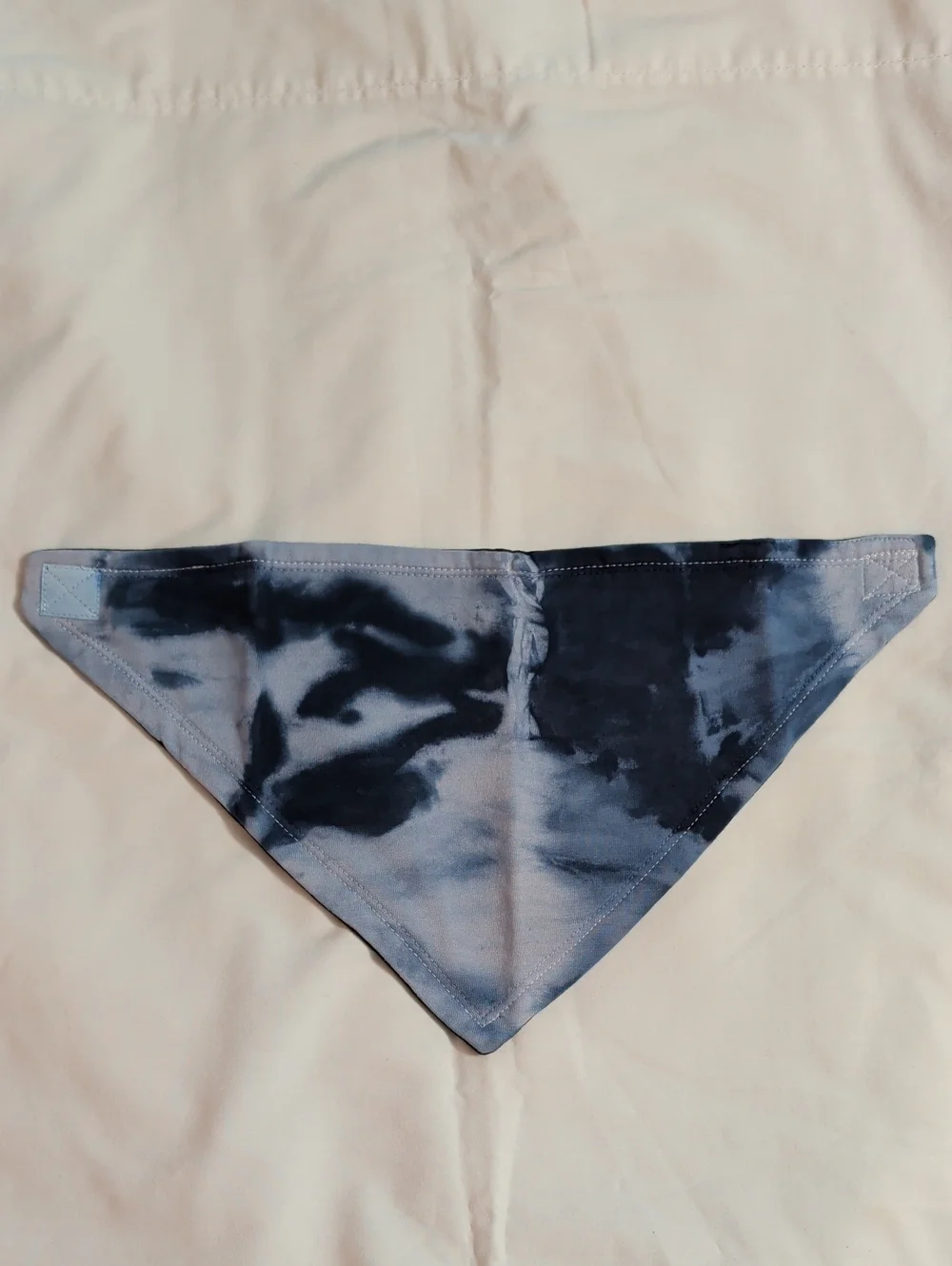 NWOT Tie-Dye Triangle Pet Bandana / Baby Bandaid Bib in Navy Blue